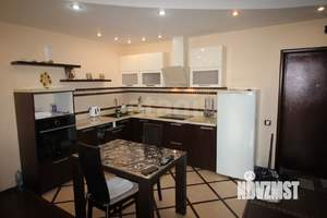 2-к квартира, вторичка, 61м2, 9/17 этаж