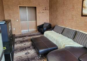 2-к квартира, вторичка, 69м2, 9/17 этаж