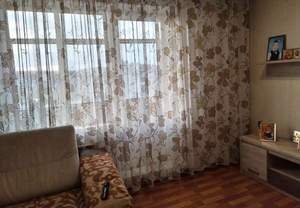 4-к квартира, вторичка, 74м2, 8/9 этаж