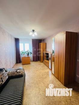 2-к квартира, вторичка, 52м2, 10/17 этаж