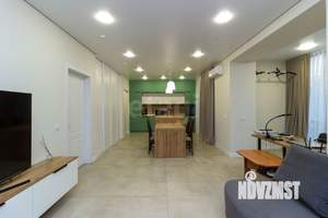 2-к квартира, вторичка, 65м2, 10/17 этаж