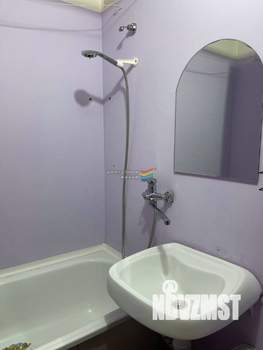 2-к квартира, вторичка, 52м2, 1/10 этаж