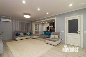 4-к квартира, вторичка, 136м2, 11/16 этаж