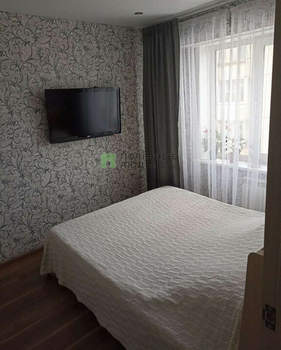 2-к квартира, вторичка, 45м2, 1/4 этаж