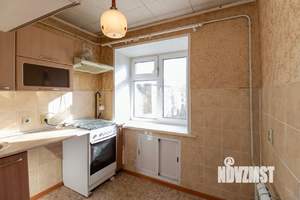 2-к квартира, вторичка, 50м2, 5/5 этаж