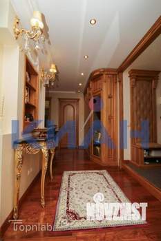 5-к квартира, вторичка, 132м2, 8/9 этаж