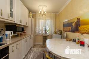 4-к квартира, вторичка, 95м2, 2/10 этаж