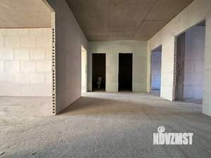 4-к квартира, вторичка, 100м2, 5/9 этаж