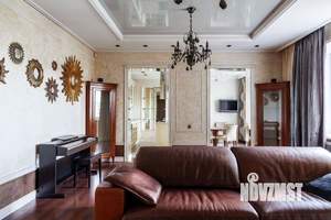 4-к квартира, вторичка, 147м2, 6/9 этаж