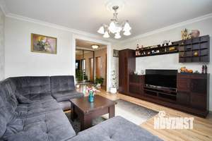 2-к квартира, вторичка, 74м2, 8/10 этаж