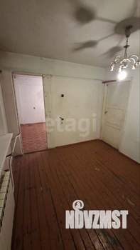 4-к квартира, вторичка, 58м2, 5/5 этаж