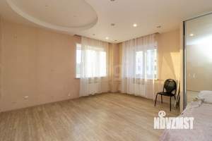 3-к квартира, вторичка, 102м2, 5/10 этаж