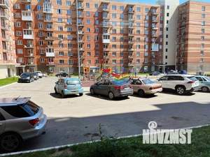 4-к квартира, вторичка, 100м2, 1/9 этаж