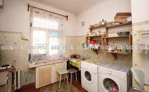 3-к квартира, вторичка, 77м2, 5/5 этаж
