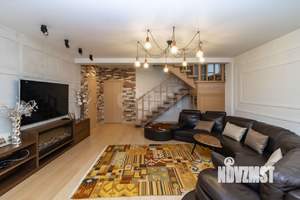 4-к квартира, вторичка, 152м2, 3/6 этаж