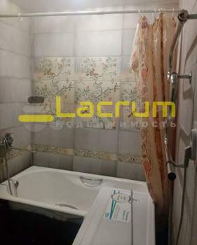 2-к квартира, вторичка, 42м2, 3/5 этаж