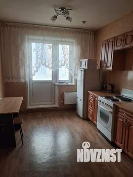 2-к квартира, вторичка, 63м2, 9/15 этаж