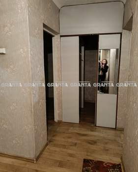 2-к квартира, вторичка, 49м2, 5/5 этаж
