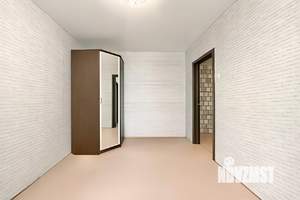 2-к квартира, вторичка, 54м2, 1/9 этаж