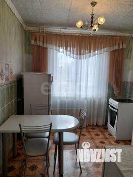2-к квартира, вторичка, 52м2, 1/9 этаж