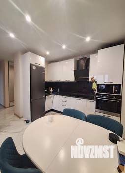 3-к квартира, вторичка, 57м2, 5/17 этаж