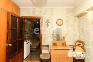 4-к квартира, вторичка, 65м2, 1/5 этаж