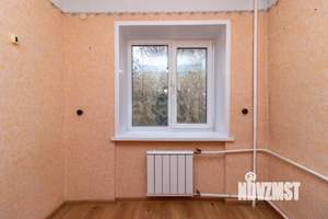 3-к квартира, вторичка, 42м2, 3/4 этаж