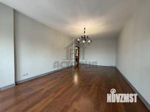 3-к квартира, вторичка, 102м2, 7/7 этаж