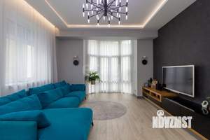 4-к квартира, вторичка, 153м2, 4/7 этаж