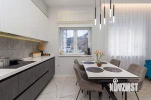 4-к квартира, вторичка, 153м2, 4/7 этаж