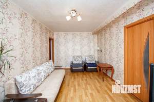 3-к квартира, вторичка, 53м2, 9/9 этаж