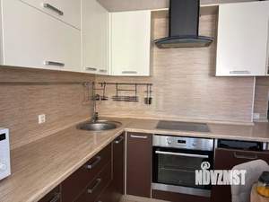 2-к квартира, вторичка, 62м2, 7/17 этаж