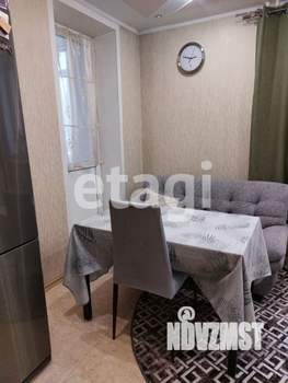 2-к квартира, вторичка, 63м2, 4/10 этаж