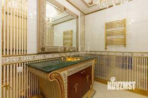 4-к квартира, вторичка, 190м2, 10/11 этаж