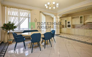 4-к квартира, вторичка, 295м2, 4/5 этаж