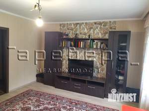 2-к квартира, вторичка, 55м2, 1/5 этаж