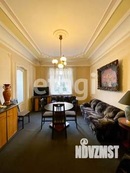 4-к квартира, вторичка, 93м2, 2/5 этаж