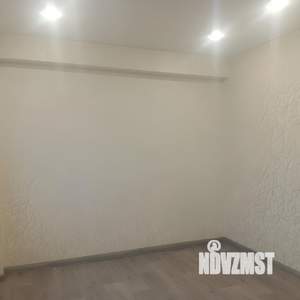 4-к квартира, вторичка, 60м2, 5/5 этаж