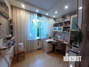 4-к квартира, вторичка, 83м2, 3/9 этаж