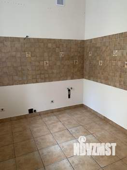 2-к квартира, вторичка, 68м2, 1/5 этаж